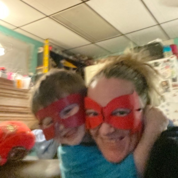 Meet your Posher, Shelly - Picture 6 of 12